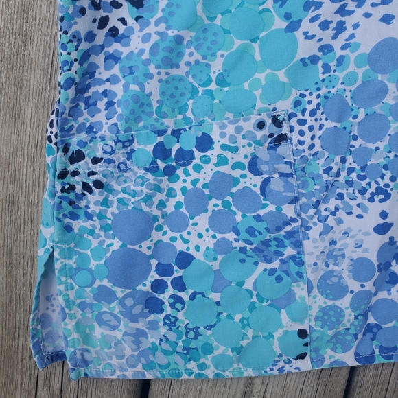 💥3 for $15💥 Healthpro Floral Nursing Scrub Top MED - Picture 4 of 6